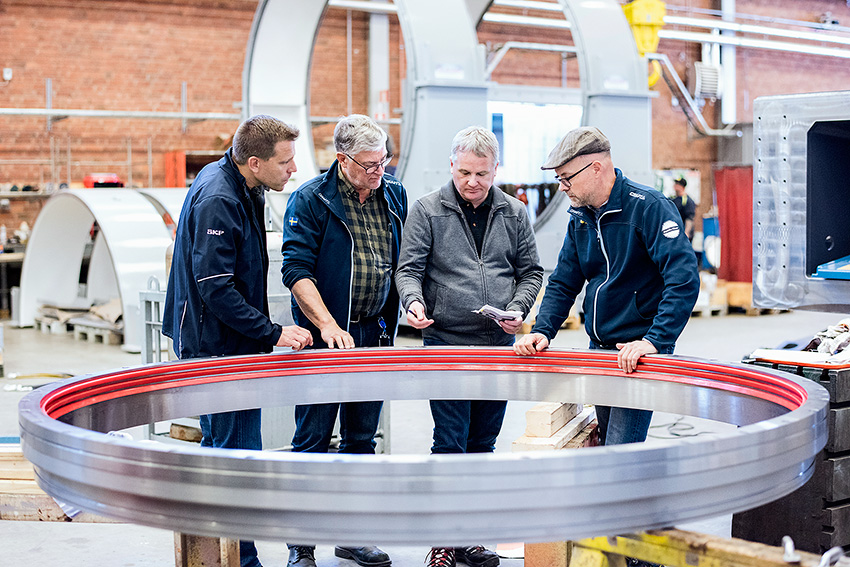 Roulement sur mesure SKF avant montage à l’usine Epiroc de Smedjebacken, en Suède.