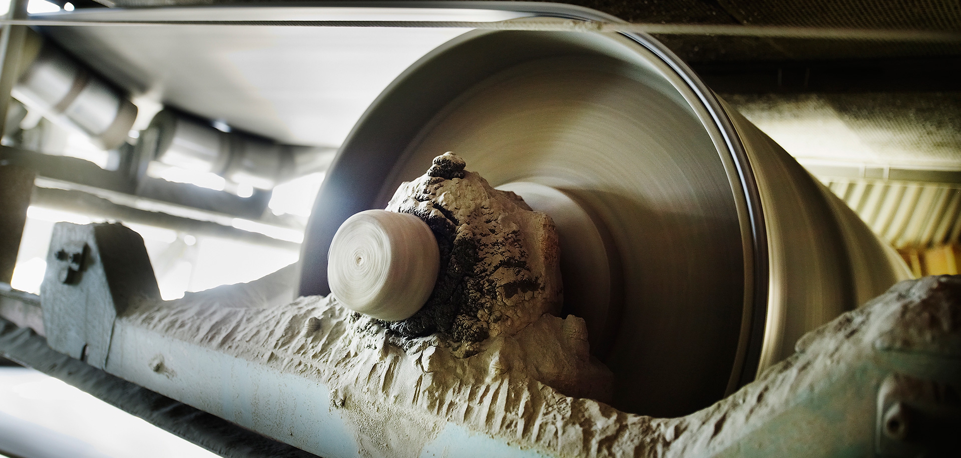 Contamination is a major cause of bearing wear, which ultimately leads to bearing failure.
