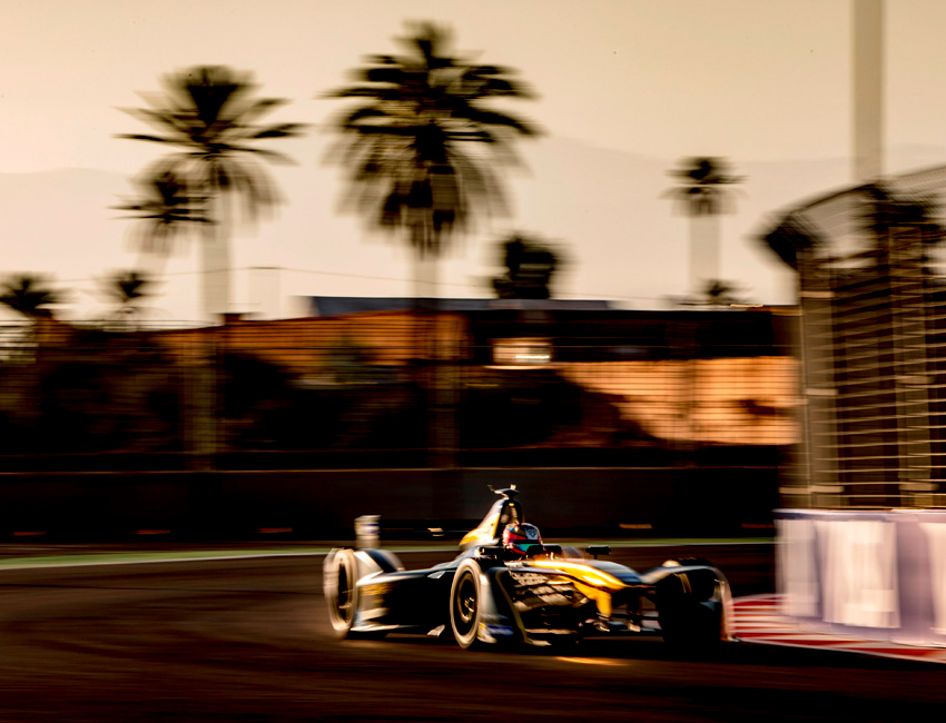 Jean-Eric Vergne, Renault Z.E. 16, beim ersten E-Prix in Afrika im November 2016 auf dem Circuit International Automobile Moulay el Hassan, einem temporären Stadtkurs in der marokkanischen Stadt Marrakesch.