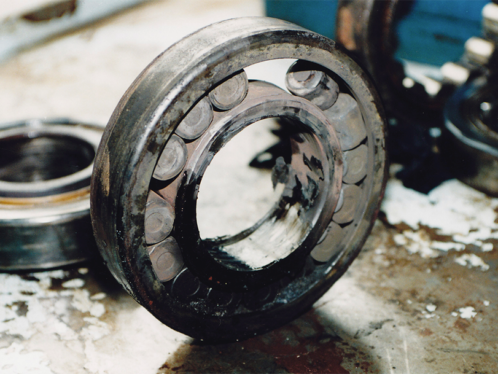 Damaged bearing